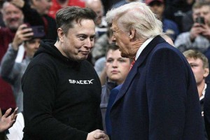 AI信息战，特朗普转发奥巴马被捕视频背后的舆论风暴，AI信息战引爆舆论海啸，特朗普转发奥巴马被捕视频引众怒