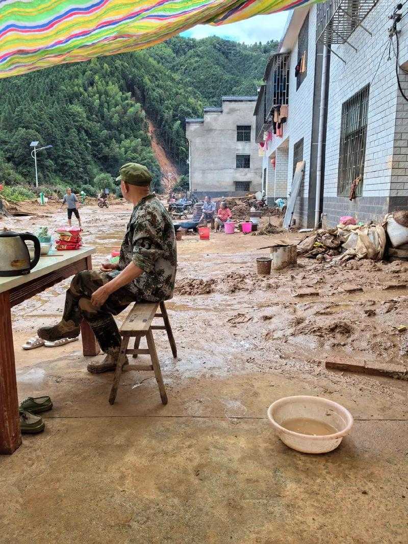 贵州洪灾养殖户损失